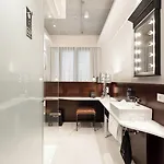 Ruby Louise Frankfurt 酒店 4*