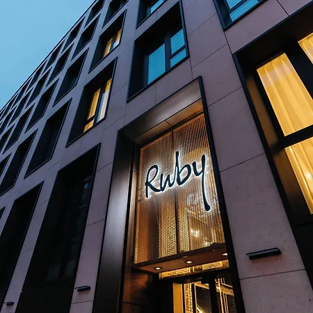 Ruby Louise Frankfurt By Ihg 4*