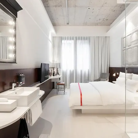 Ruby Louise Frankfurt By Ihg