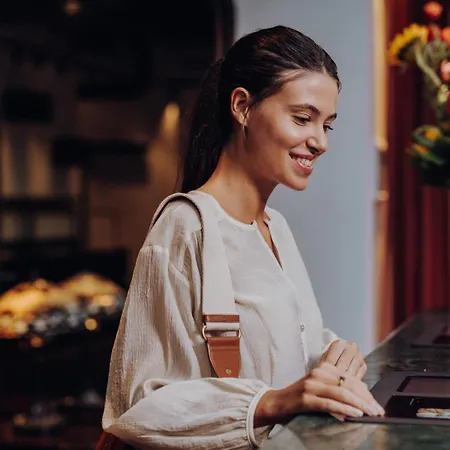 Ruby Louise Frankfurt By Ihg פרנקפורט