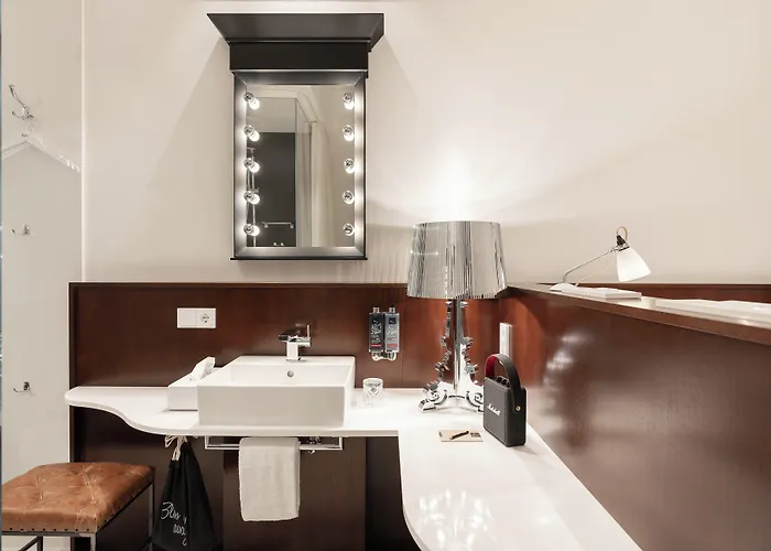 Ruby Louise Frankfurt 4*