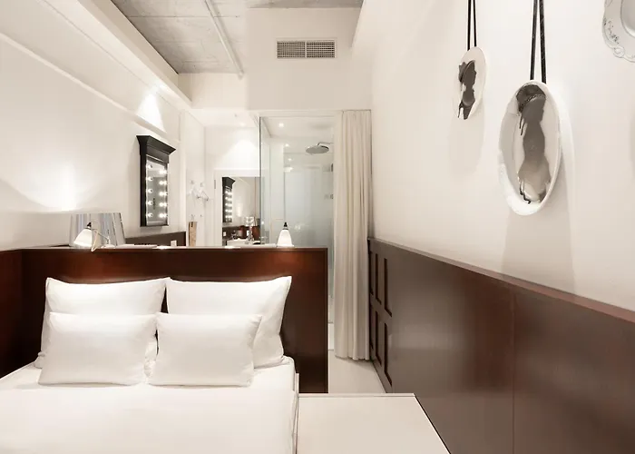 Ruby Louise Frankfurt Hotel